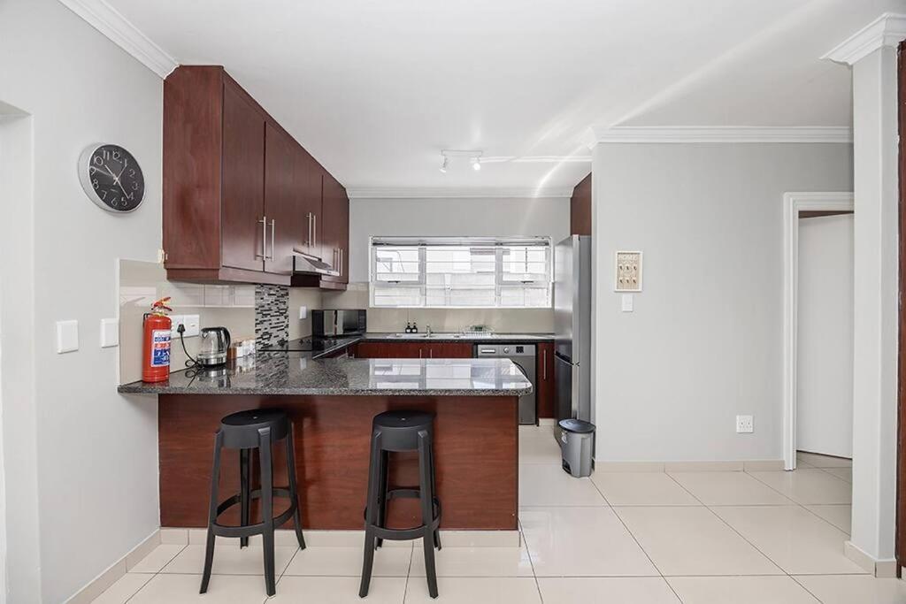 Holiday home 3bed 2bath Patio Braai Garden And Garage